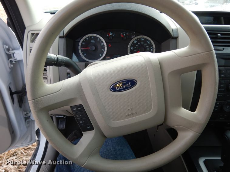 image for item DE4297 2012 Ford Escape SUV