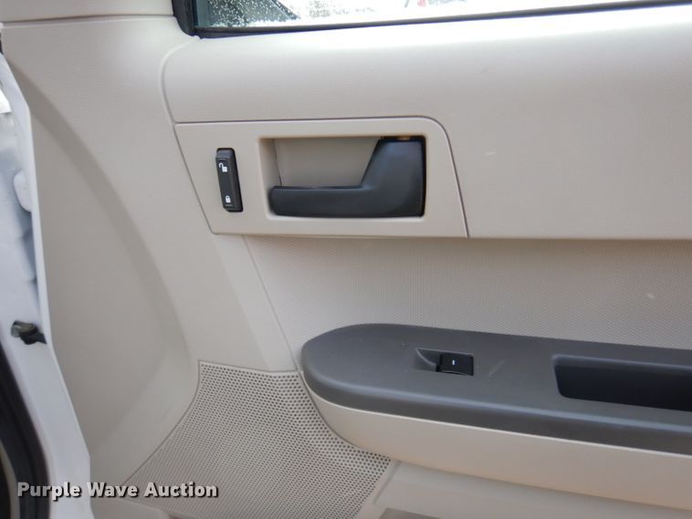 image for item DE4297 2012 Ford Escape SUV