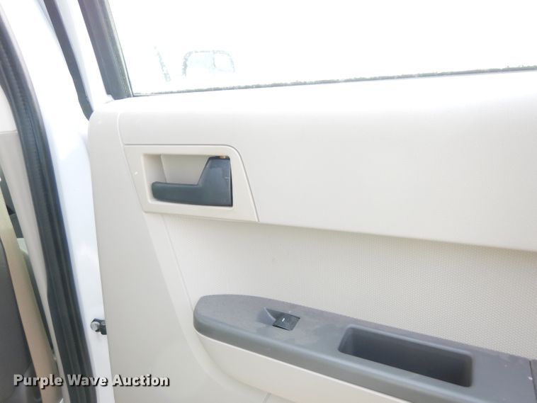 image for item DE4297 2012 Ford Escape SUV