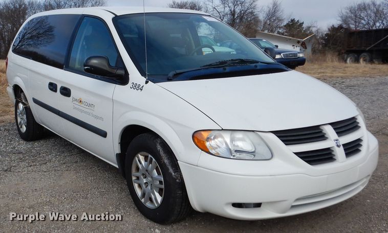 image for item DE4298 2005 Dodge Grand Caravan van