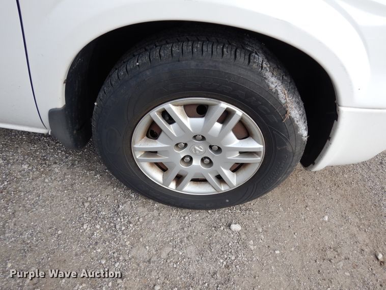 image for item DE4298 2005 Dodge Grand Caravan van