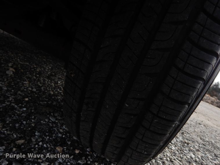 image for item DE4298 2005 Dodge Grand Caravan van