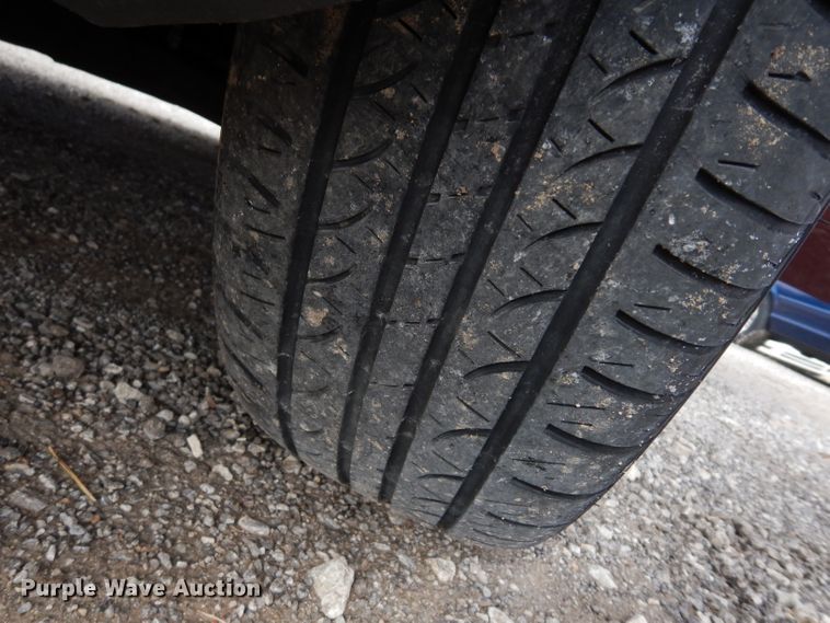 image for item DE4300 2007 Chevrolet Uplander LS van