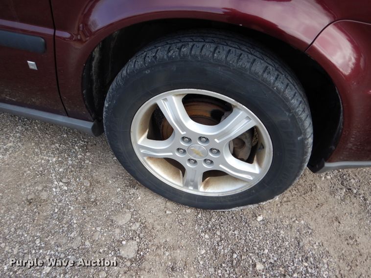 image for item DE4300 2007 Chevrolet Uplander LS van