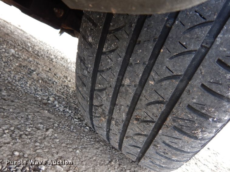 image for item DE4300 2007 Chevrolet Uplander LS van