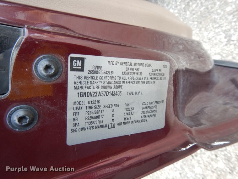 image for item DE4300 2007 Chevrolet Uplander LS van