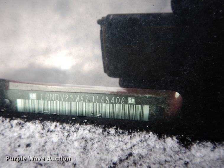 image for item DE4300 2007 Chevrolet Uplander LS van