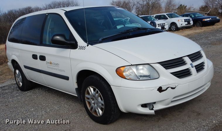 image for item DE4301 2005 Dodge Grand Caravan van