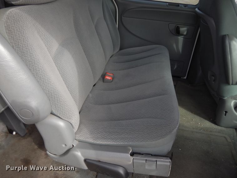 image for item DE4301 2005 Dodge Grand Caravan van