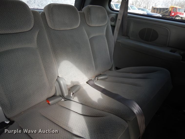 image for item DE4301 2005 Dodge Grand Caravan van