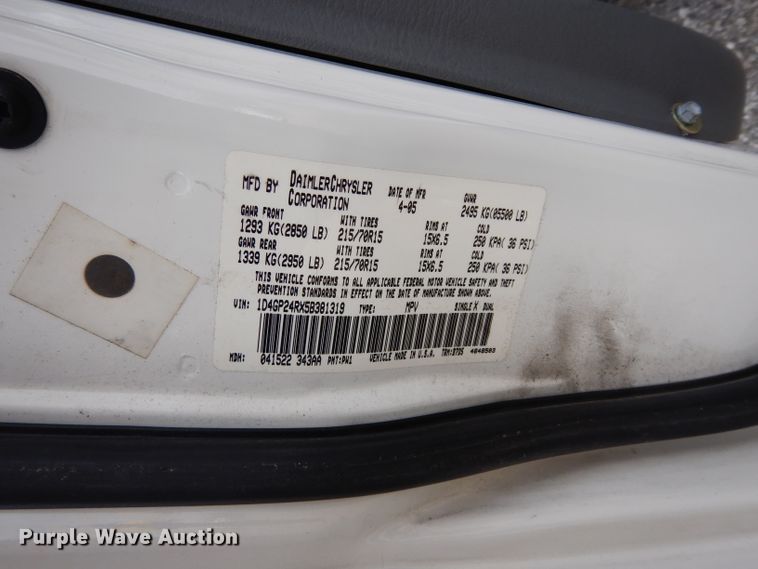 image for item DE4301 2005 Dodge Grand Caravan van