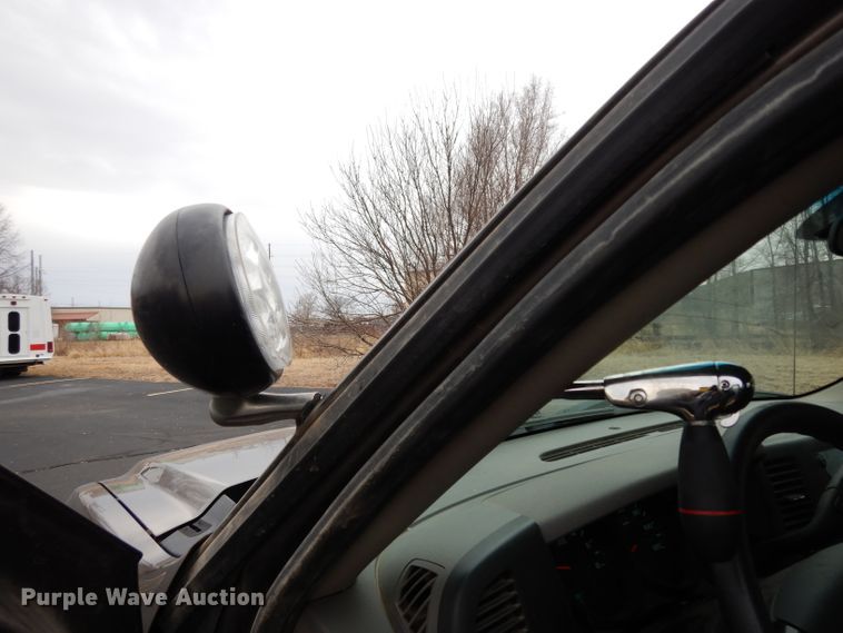 image for item DE4311 2013 Chevrolet Silverado 1500 Ext. Cab pickup truck