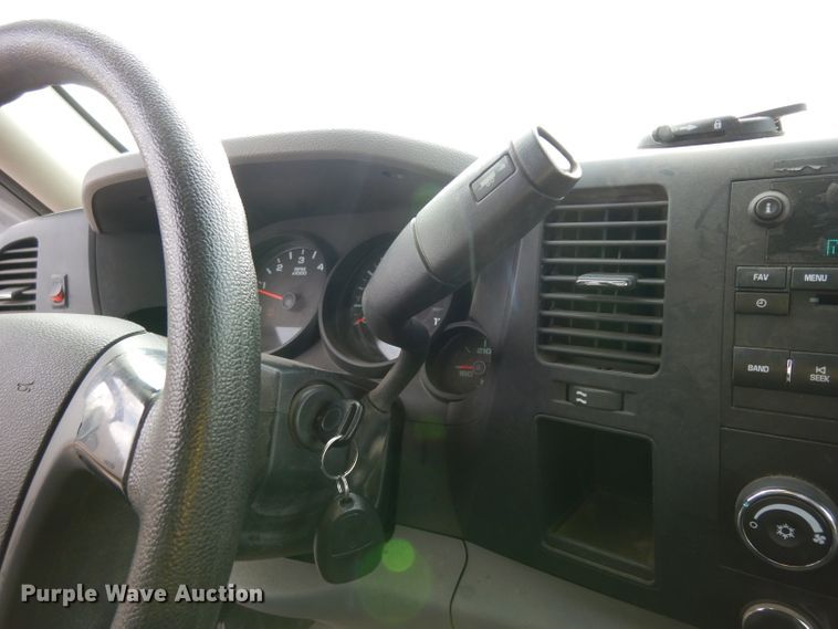 image for item DE4313 2008 Chevrolet Silverado 1500 Ext. Cab pickup truck