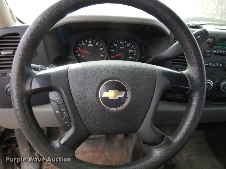 image for item DE4313 2008 Chevrolet Silverado 1500 Ext. Cab pickup truck