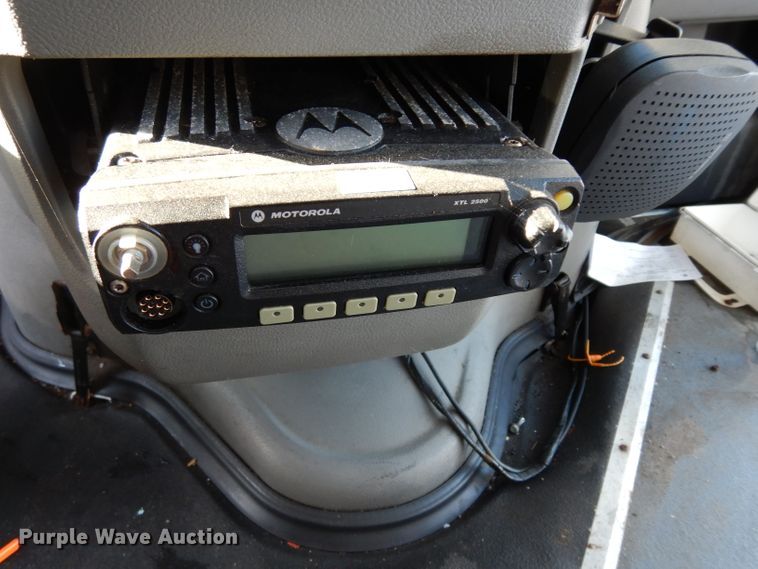 image for item DE4316 2012 Ford Econoline E450 Super Duty shuttle bus