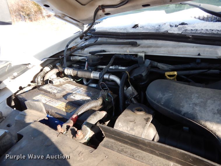 image for item DE4316 2012 Ford Econoline E450 Super Duty shuttle bus