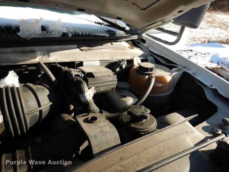 image for item DE4316 2012 Ford Econoline E450 Super Duty shuttle bus