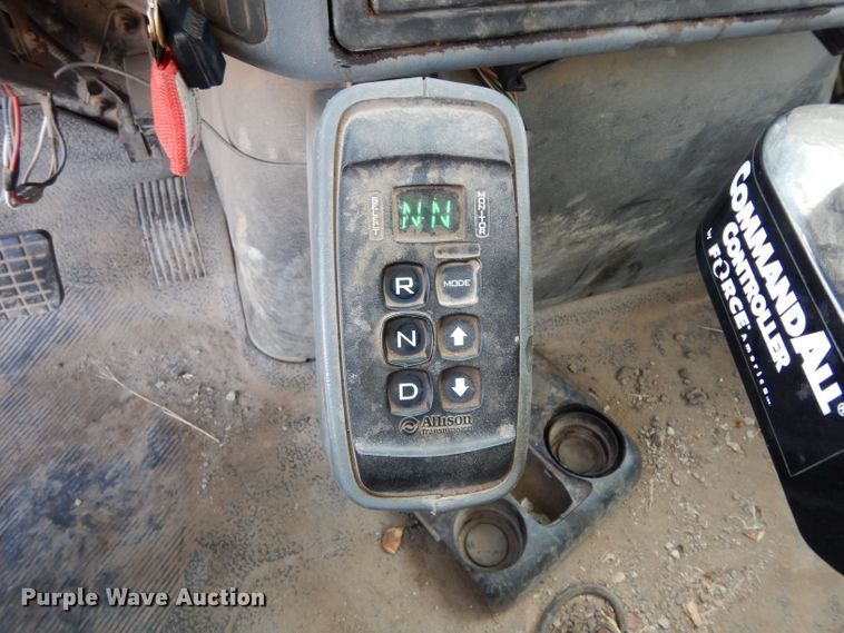 image for item DE4332 2007 International 7400 dump truck