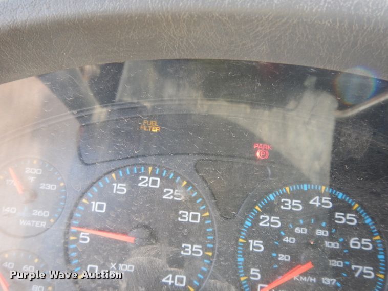 image for item DE4332 2007 International 7400 dump truck