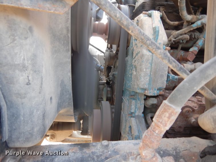 image for item DE4332 2007 International 7400 dump truck