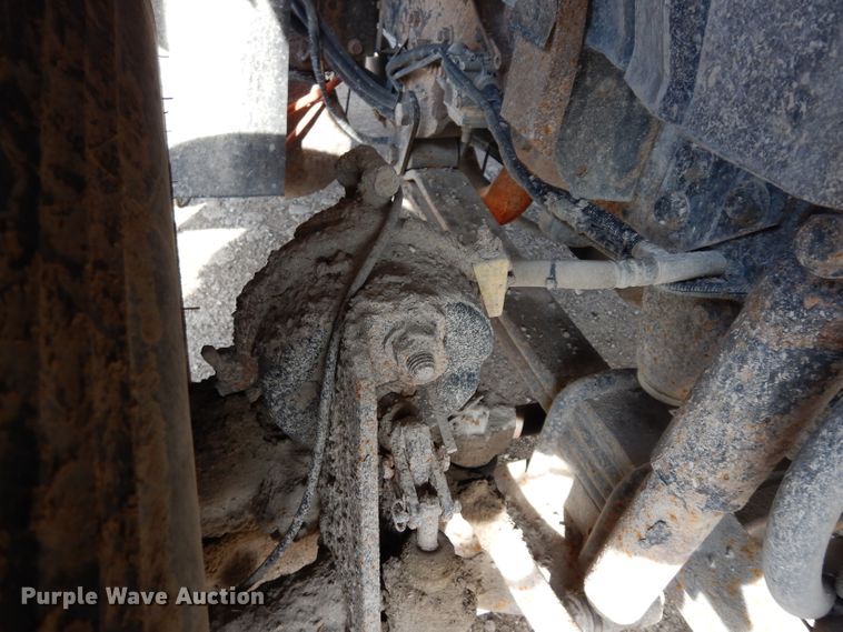 image for item DE4332 2007 International 7400 dump truck