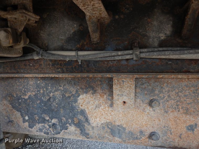 image for item DE4332 2007 International 7400 dump truck