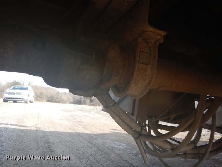 image for item DE4332 2007 International 7400 dump truck