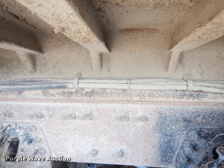 image for item DE4332 2007 International 7400 dump truck