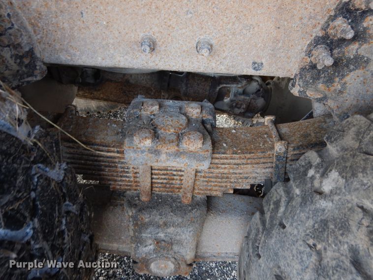 image for item DE4332 2007 International 7400 dump truck