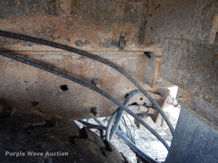 image for item DE4332 2007 International 7400 dump truck