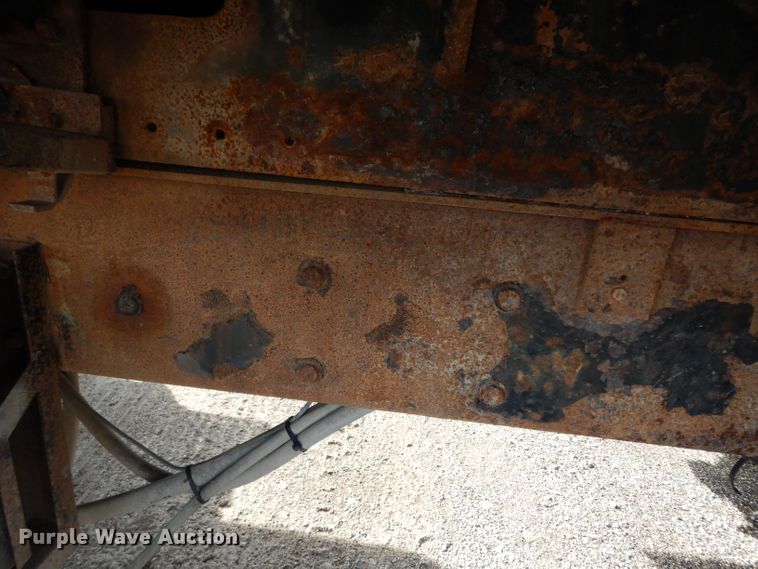 image for item DE4332 2007 International 7400 dump truck