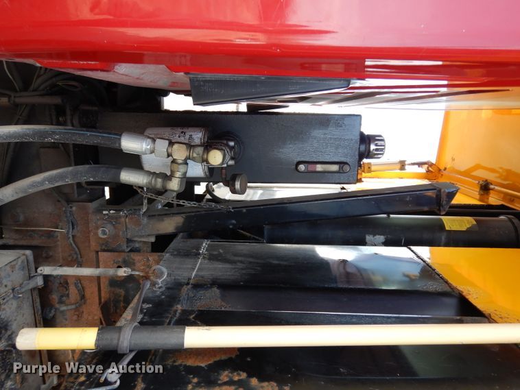 image for item DE4332 2007 International 7400 dump truck