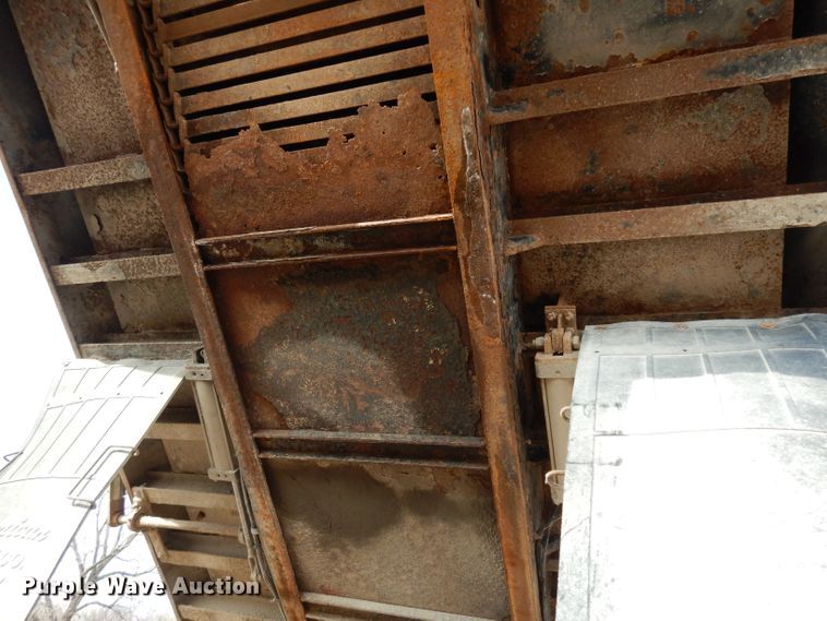 image for item DE4332 2007 International 7400 dump truck