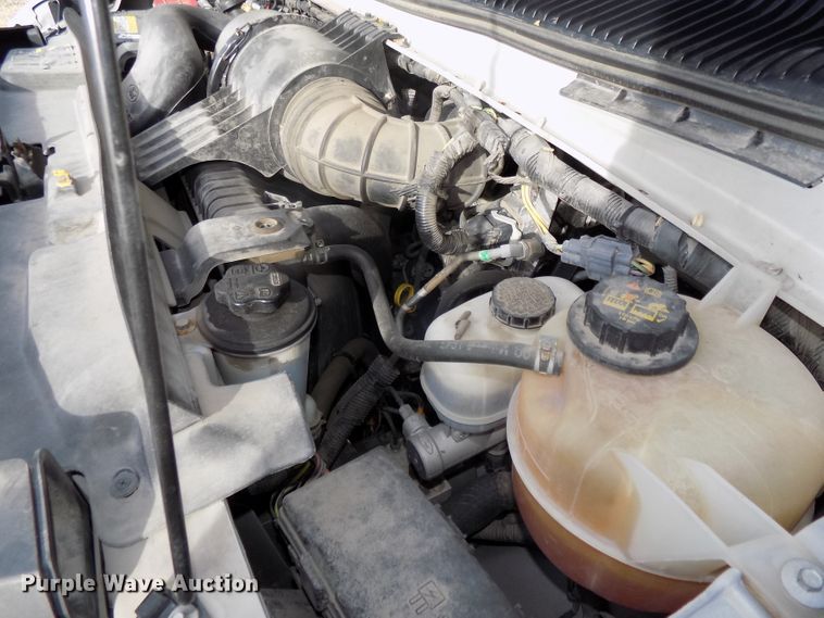 image for item DG2496 2013 Ford Econoline E450 Super Duty shuttle bus