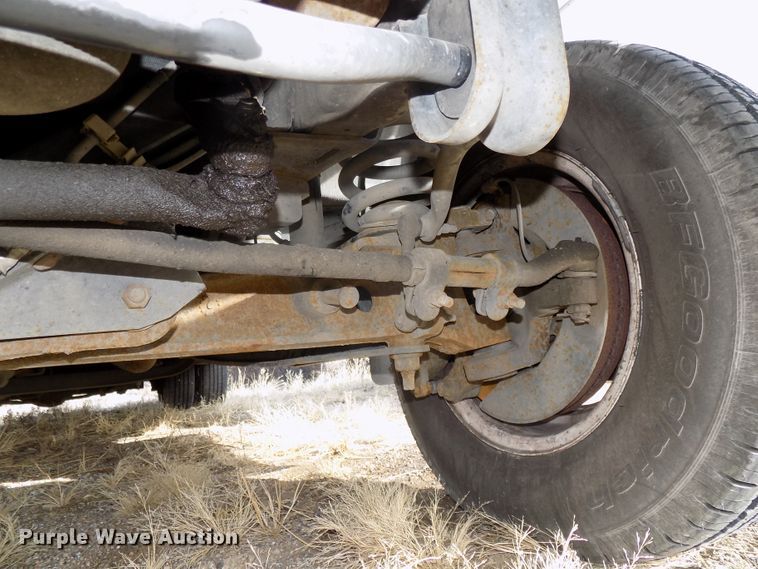 image for item DG2496 2013 Ford Econoline E450 Super Duty shuttle bus