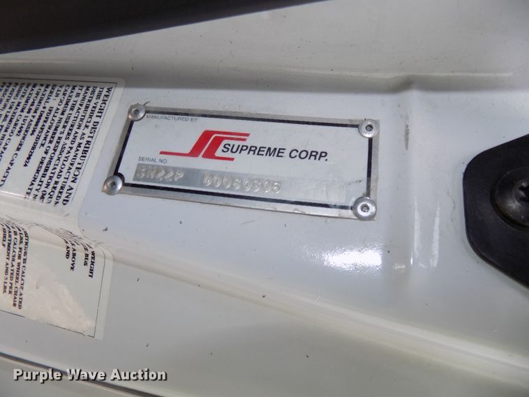 image for item DG2496 2013 Ford Econoline E450 Super Duty shuttle bus