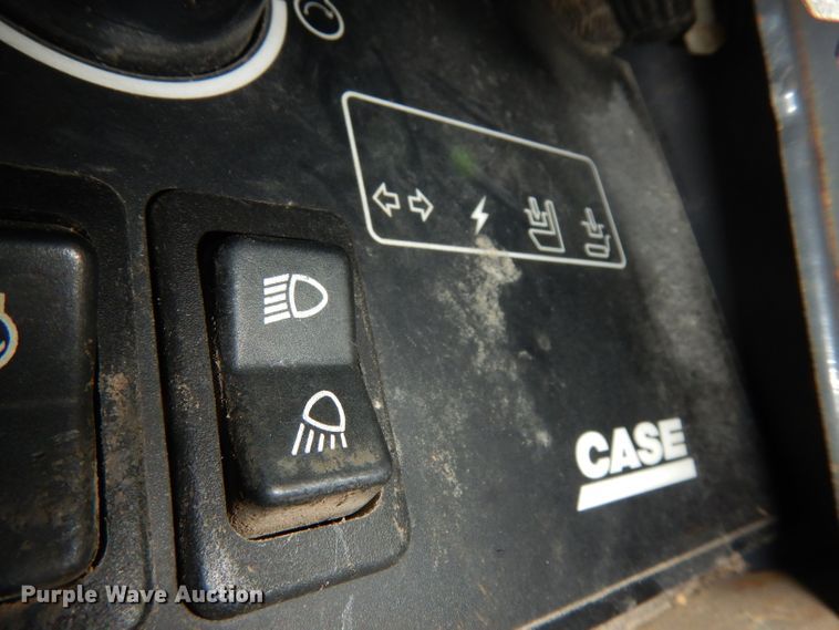 image for item DG6254 2000 Case 95XT skid steer