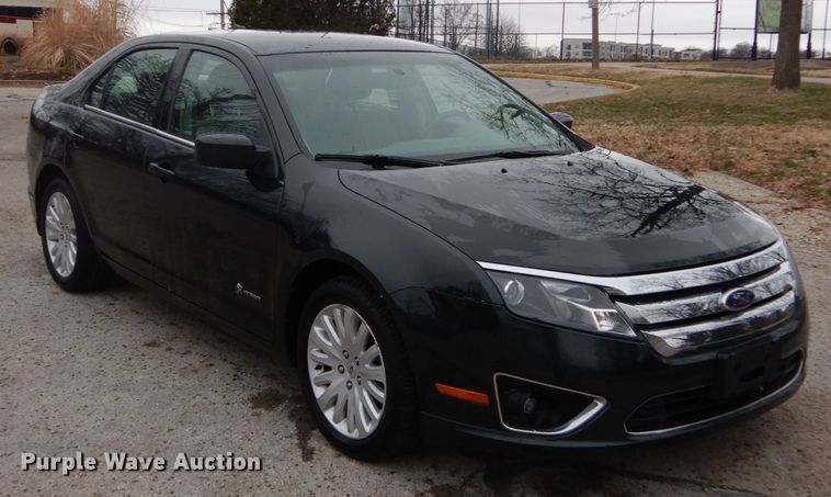 image for item DH5072 2010 Ford Fusion Hybrid