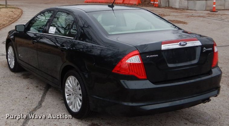 image for item DH5072 2010 Ford Fusion Hybrid