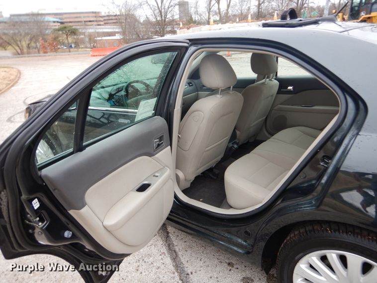 image for item DH5072 2010 Ford Fusion Hybrid