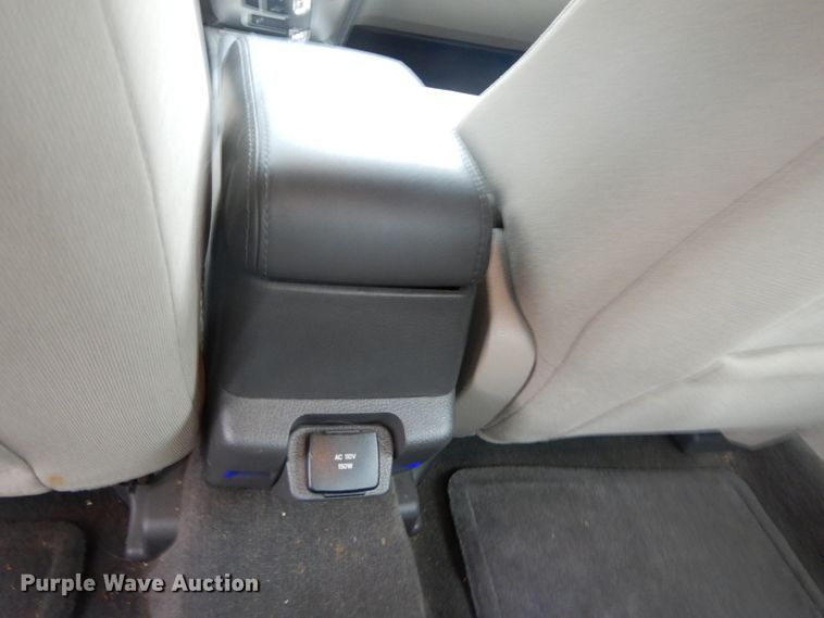 image for item DH5072 2010 Ford Fusion Hybrid