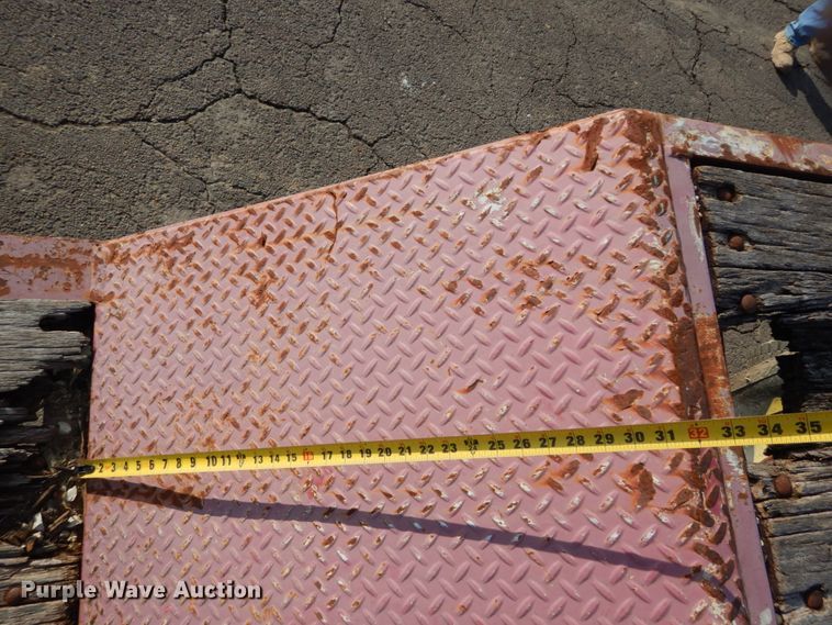 image for item DH5073 1999 Fontaine 352W drop deck equipment trailer