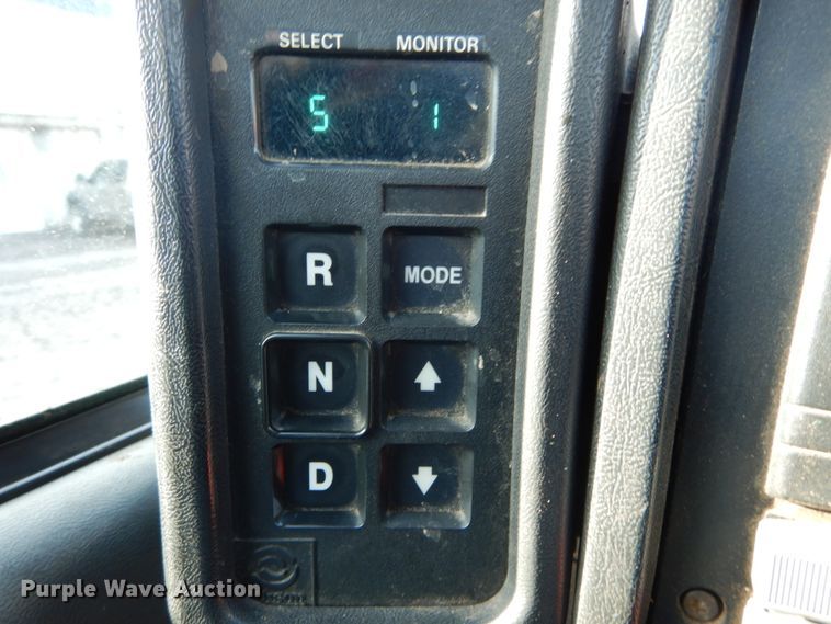 image for item DH5074 1994 Chevrolet Kodiak C6500 semi truck