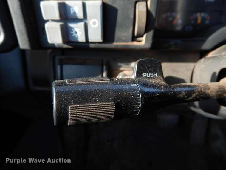 image for item DH5074 1994 Chevrolet Kodiak C6500 semi truck