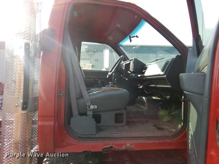 image for item DH5074 1994 Chevrolet Kodiak C6500 semi truck