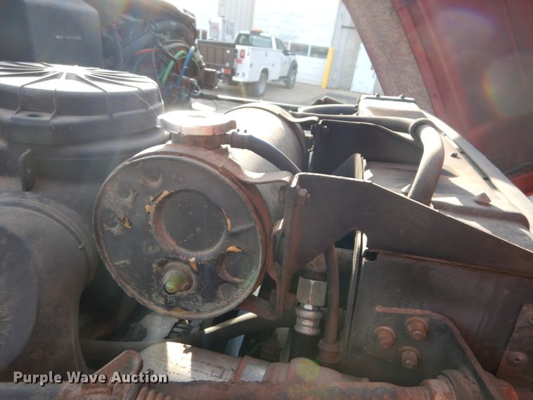 image for item DH5074 1994 Chevrolet Kodiak C6500 semi truck