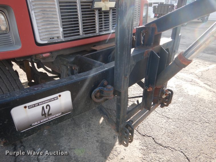 image for item DH5074 1994 Chevrolet Kodiak C6500 semi truck