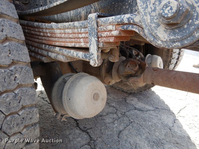 image for item DH5074 1994 Chevrolet Kodiak C6500 semi truck