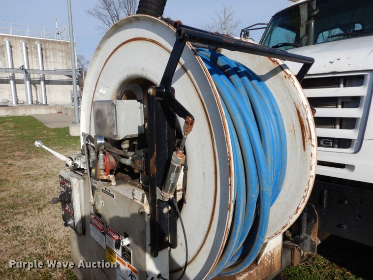 image for item DH5075 2004 Sterling L-Line hydro sewer jetter truck