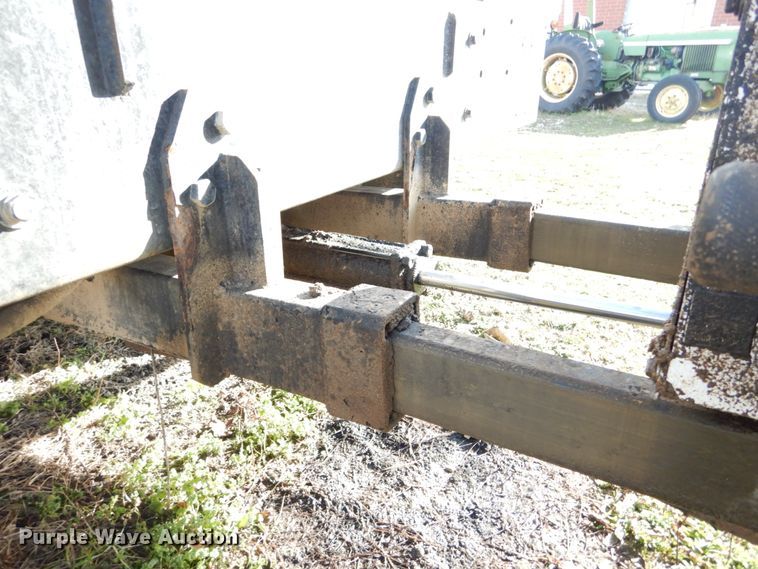 image for item DH5075 2004 Sterling L-Line hydro sewer jetter truck